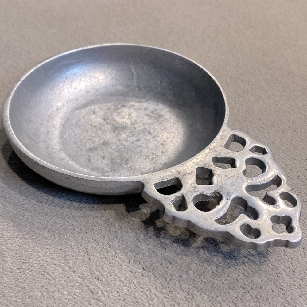 Vintage RWP Silver Aluminum Style Ashtray #129 Great Condition Item !